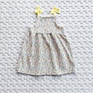 Zara Floral Stretchy Dress. Perfect Condition! Size 3-4 years.